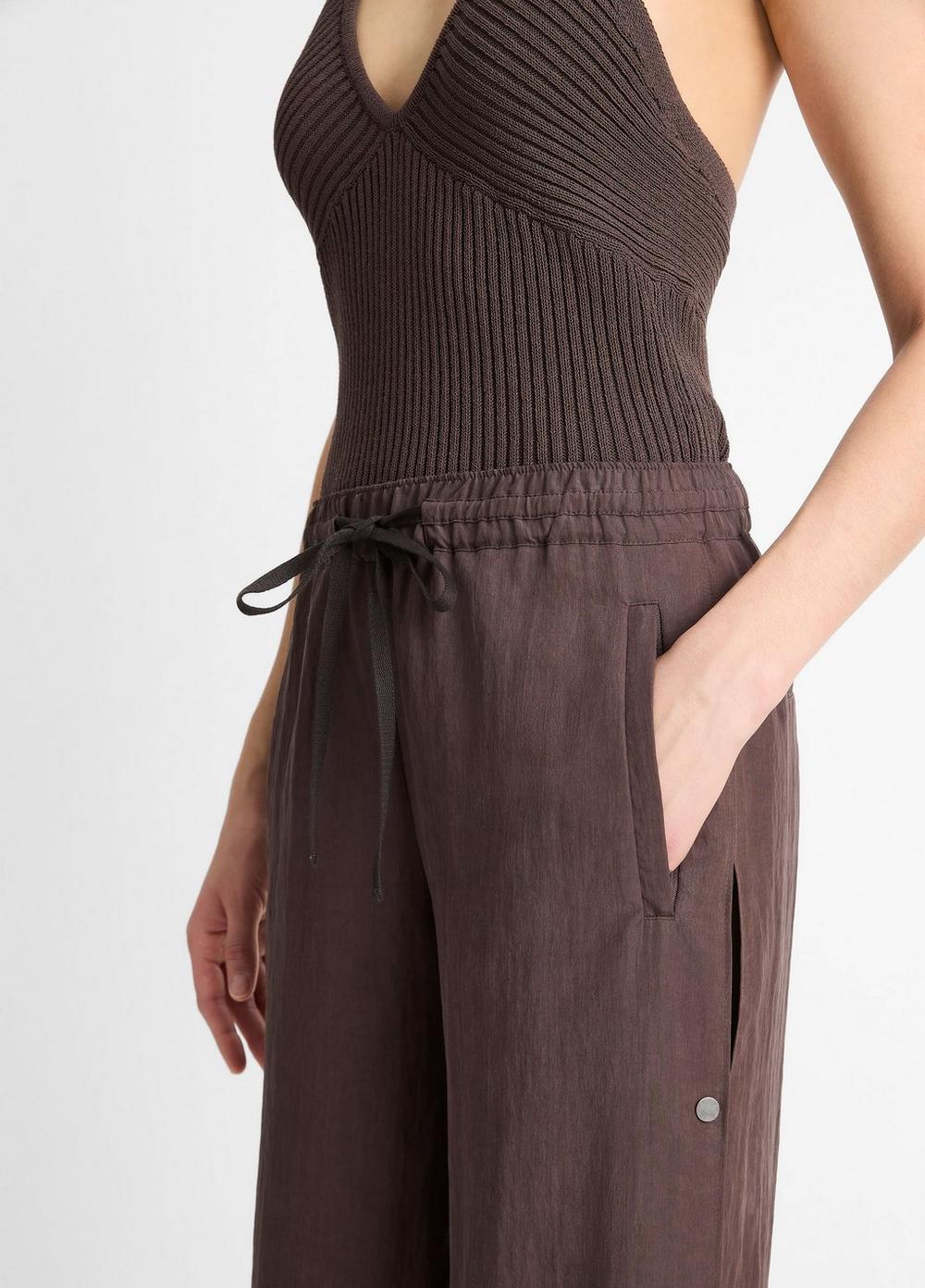2728-side-snap-pull-on-pant-1.jpg